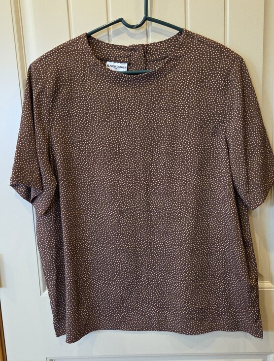 Alfred Dunner Tops - NWT Alfred Dunner Brown Polka Dot Short Sleeve Blouse - Size 18